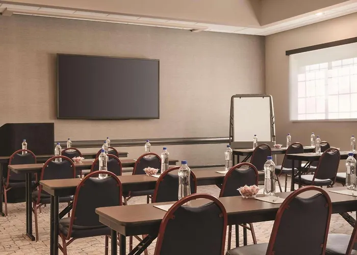 Country Inn & Suites By Radisson, Grand Rapids East, Mi